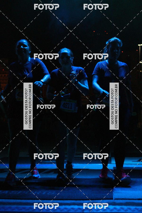 Buy your photos of the eventRun The Night - Rio de Janeiro on Fotop