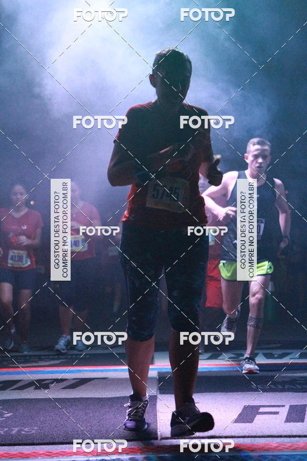 Buy your photos of the eventRun The Night - Rio de Janeiro on Fotop