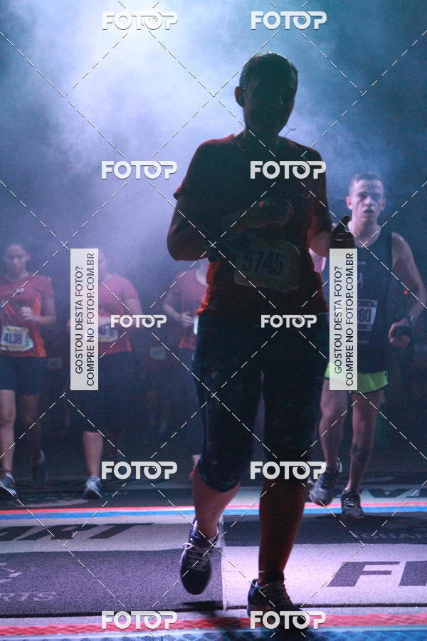 Buy your photos of the eventRun The Night - Rio de Janeiro on Fotop