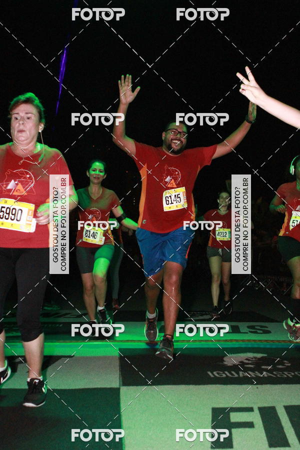 Buy your photos of the eventRun The Night - Rio de Janeiro on Fotop