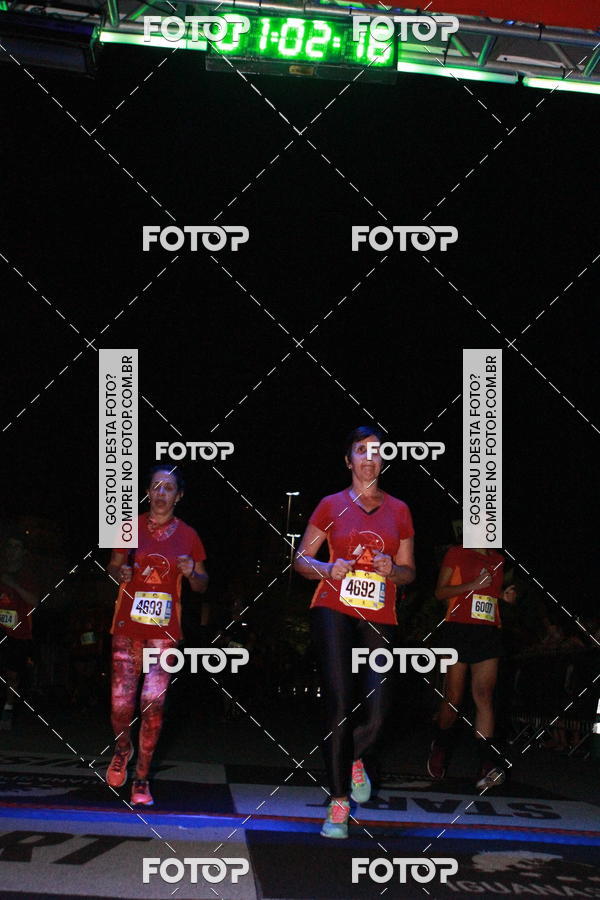 Buy your photos of the eventRun The Night - Rio de Janeiro on Fotop