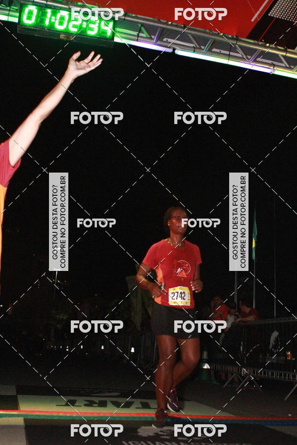 Buy your photos of the eventRun The Night - Rio de Janeiro on Fotop