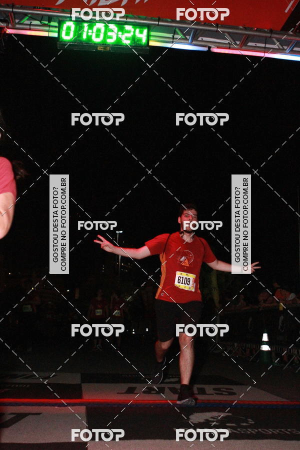 Buy your photos of the eventRun The Night - Rio de Janeiro on Fotop