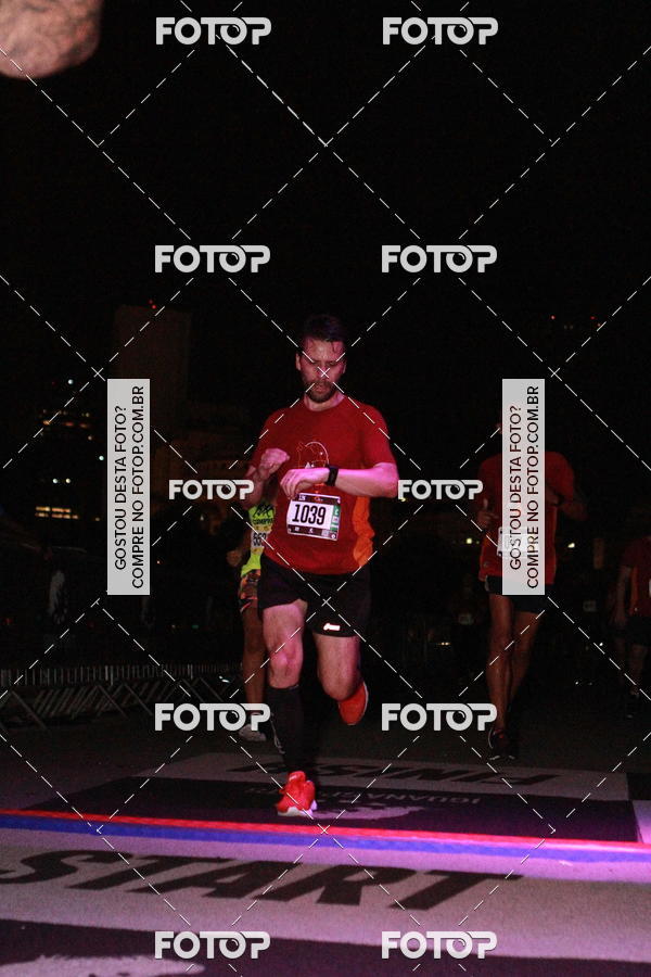 Buy your photos of the eventRun The Night - Rio de Janeiro on Fotop