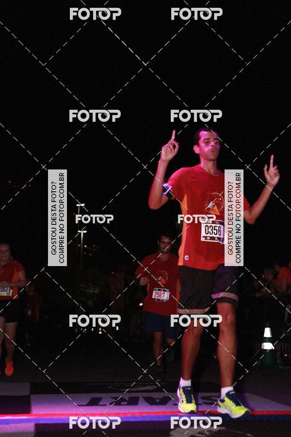 Buy your photos of the eventRun The Night - Rio de Janeiro on Fotop
