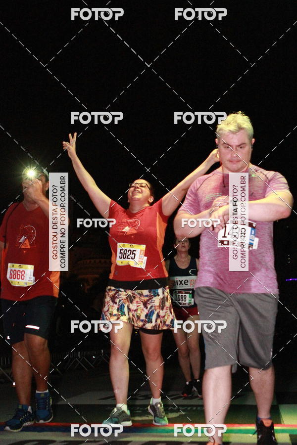 Buy your photos of the eventRun The Night - Rio de Janeiro on Fotop