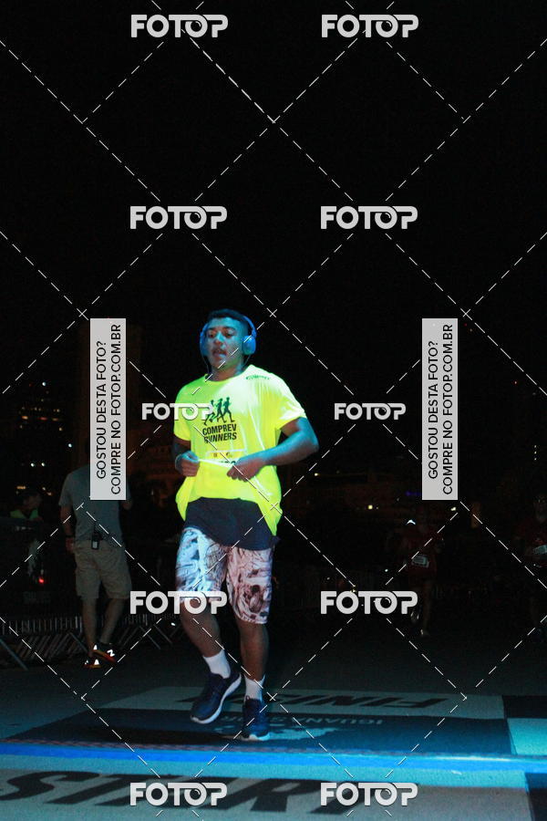 Buy your photos of the eventRun The Night - Rio de Janeiro on Fotop