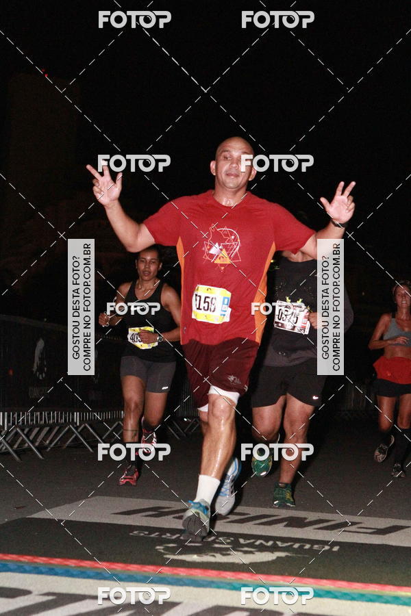 Buy your photos of the eventRun The Night - Rio de Janeiro on Fotop
