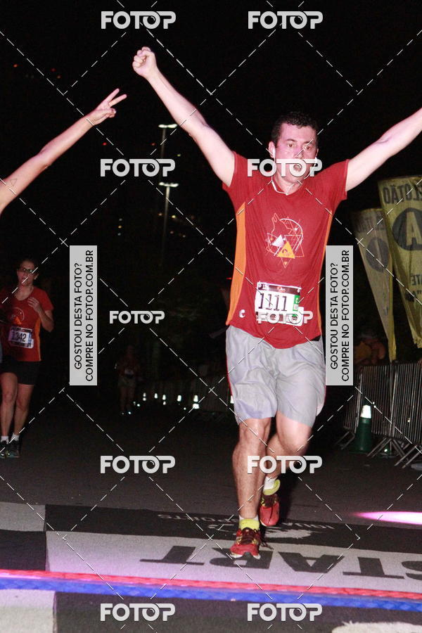 Buy your photos of the eventRun The Night - Rio de Janeiro on Fotop