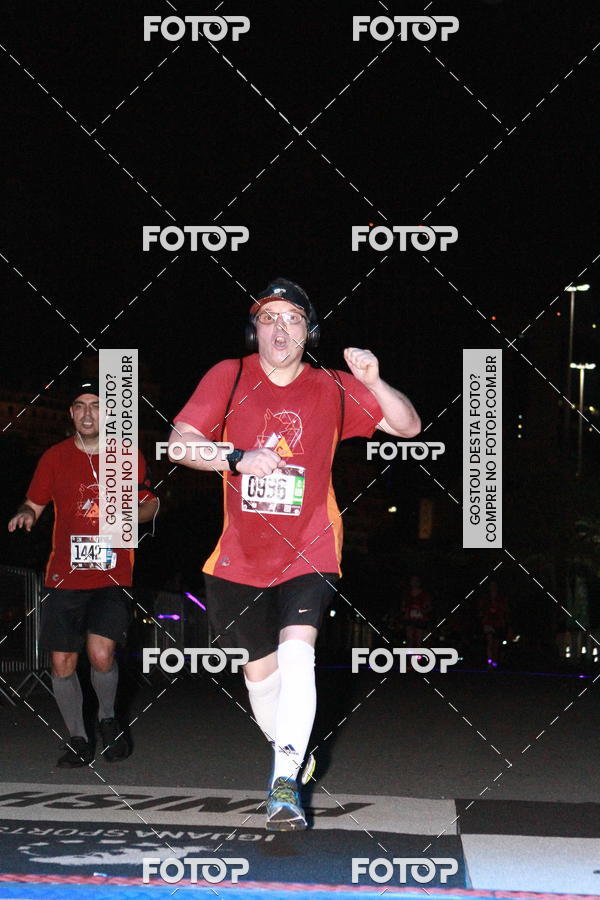 Buy your photos of the eventRun The Night - Rio de Janeiro on Fotop