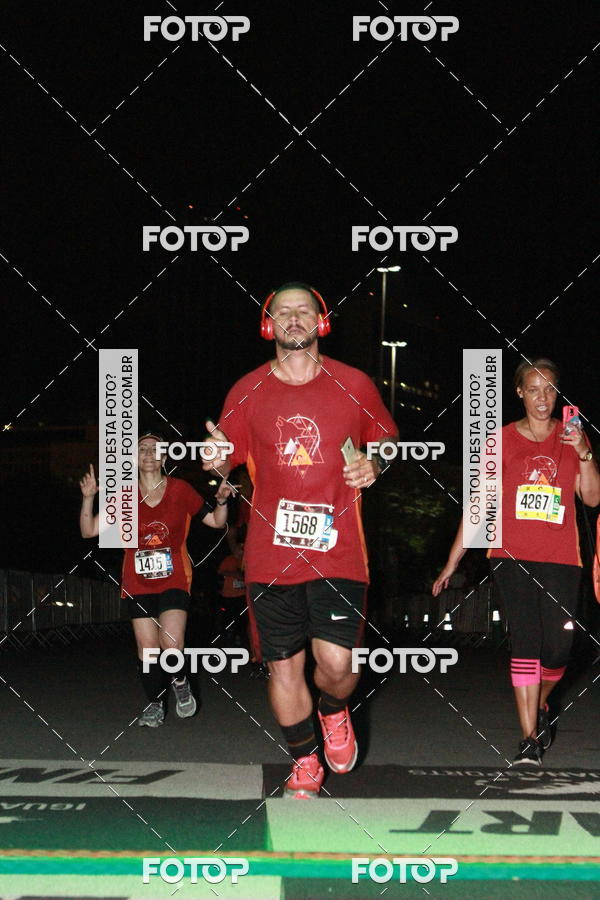Buy your photos of the eventRun The Night - Rio de Janeiro on Fotop