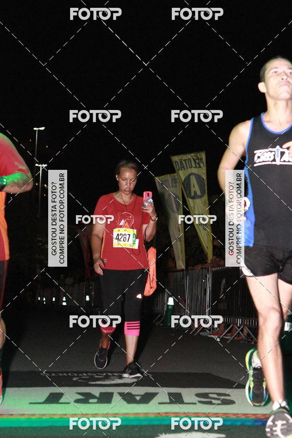 Buy your photos of the eventRun The Night - Rio de Janeiro on Fotop