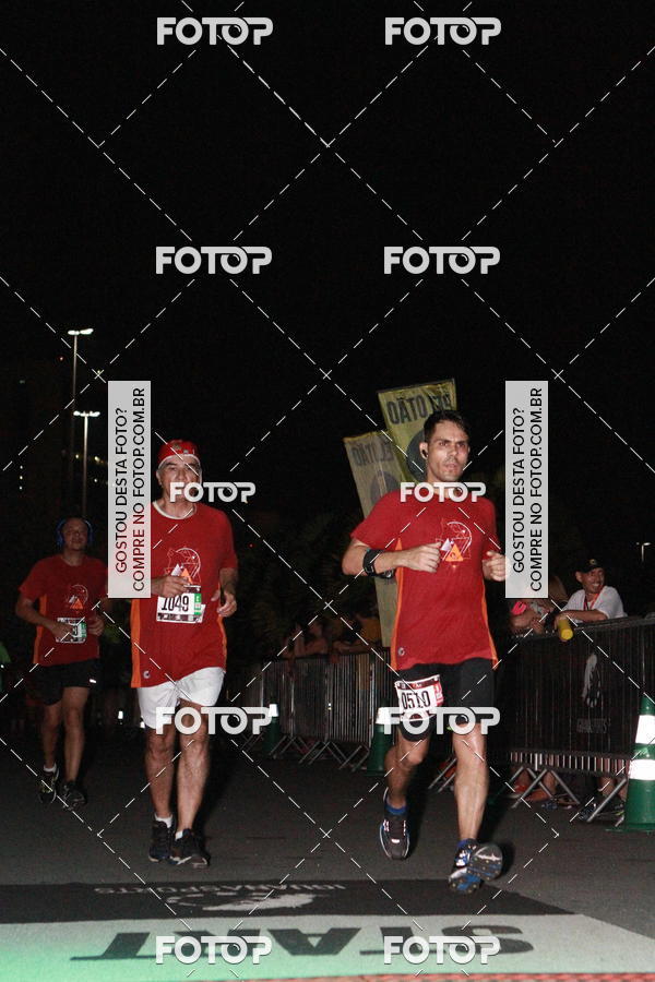 Buy your photos of the eventRun The Night - Rio de Janeiro on Fotop