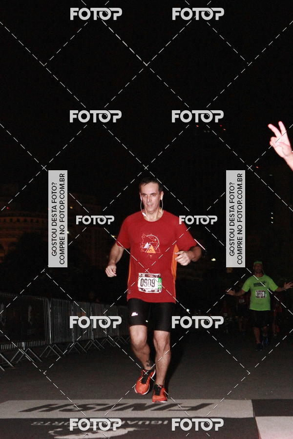 Buy your photos of the eventRun The Night - Rio de Janeiro on Fotop