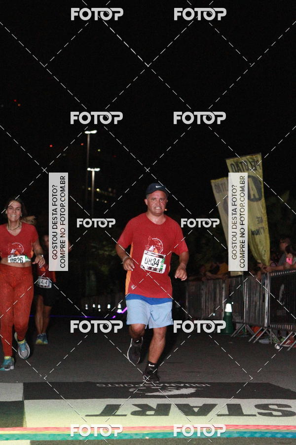 Buy your photos of the eventRun The Night - Rio de Janeiro on Fotop