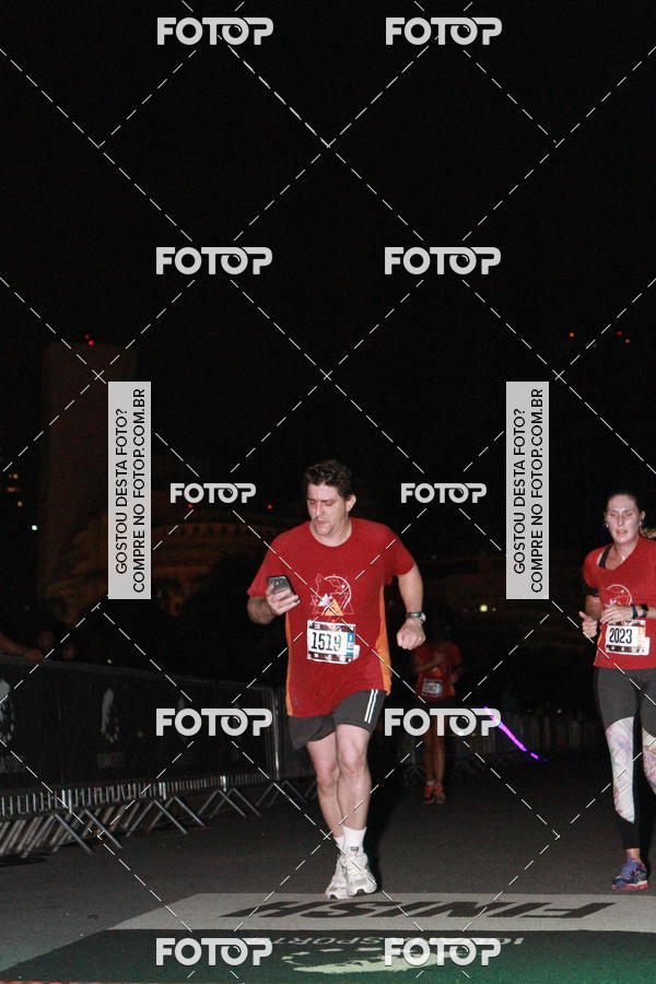 Buy your photos of the eventRun The Night - Rio de Janeiro on Fotop