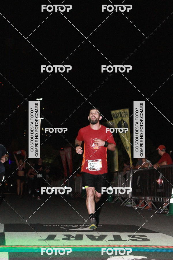 Buy your photos of the eventRun The Night - Rio de Janeiro on Fotop
