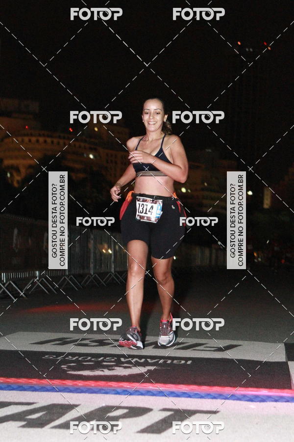 Buy your photos of the eventRun The Night - Rio de Janeiro on Fotop