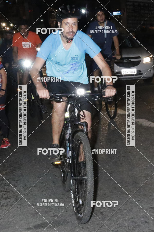 Buy your photos of the eventPEDALADA NOTURNA DO SESC AVENIDA PAULISTA 2020 - Equipe ASI on Fotop