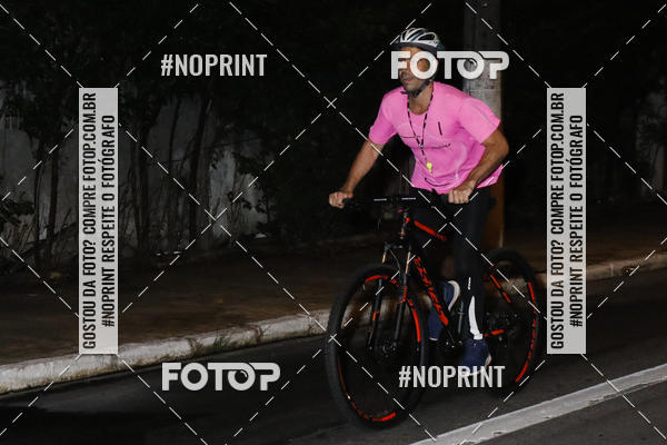 Buy your photos of the eventPEDALADA NOTURNA DO SESC AVENIDA PAULISTA 2020 - Equipe ASI on Fotop