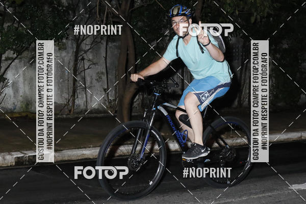 Buy your photos of the eventPEDALADA NOTURNA DO SESC AVENIDA PAULISTA 2020 - Equipe ASI on Fotop
