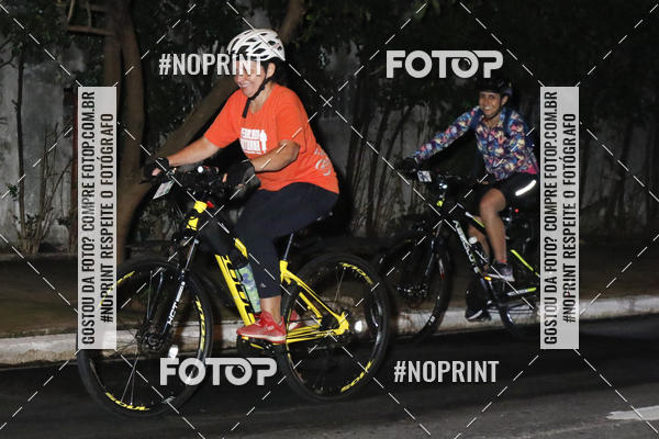 Buy your photos of the eventPEDALADA NOTURNA DO SESC AVENIDA PAULISTA 2020 - Equipe ASI on Fotop