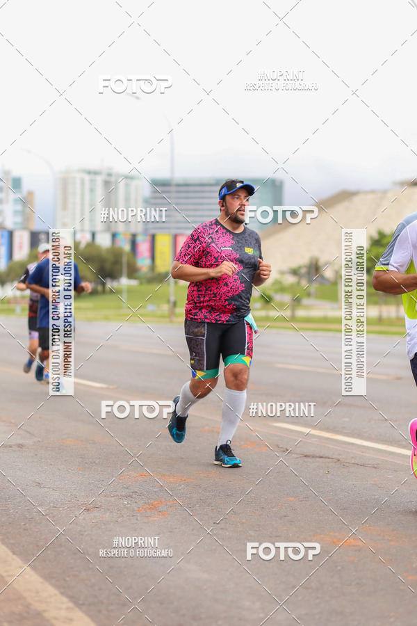 Compre as suas fotos do eventoASICS Golden Run - Bras�lia no Fotop
