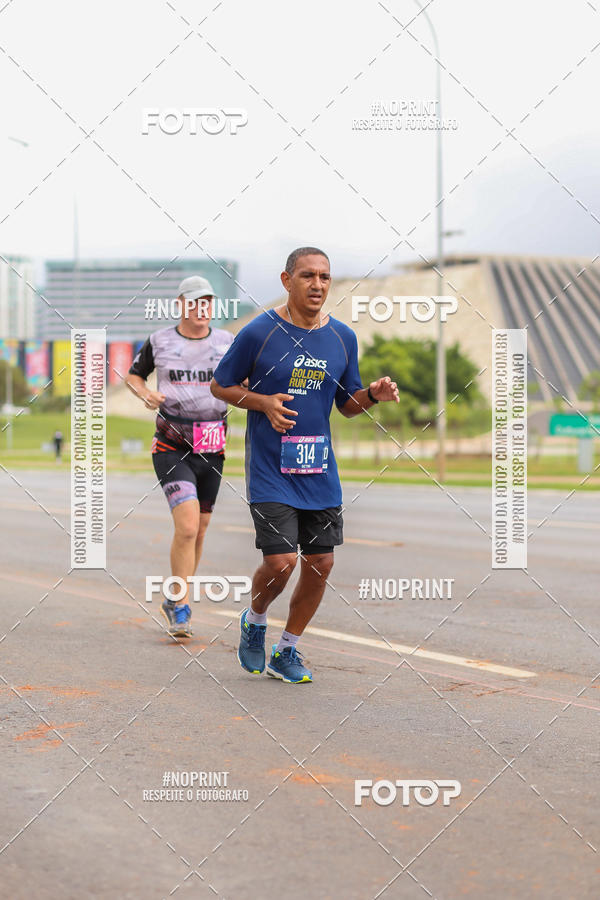Compre as suas fotos do eventoASICS Golden Run - Bras�lia no Fotop