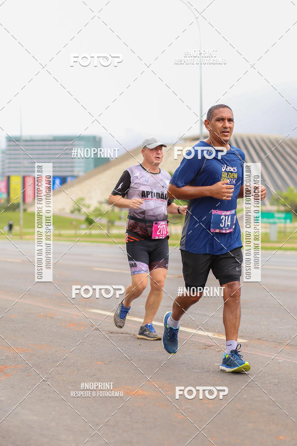 Compre as suas fotos do eventoASICS Golden Run - Bras�lia no Fotop