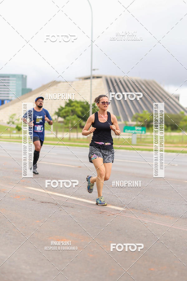 Compre as suas fotos do eventoASICS Golden Run - Bras�lia no Fotop