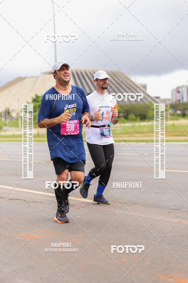 Compre as suas fotos do eventoASICS Golden Run - Bras�lia no Fotop