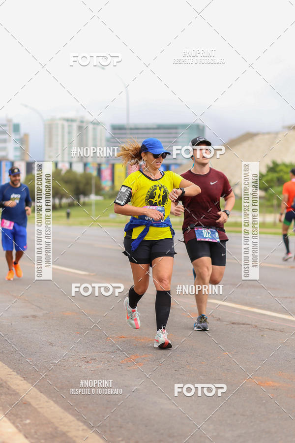 Compre as suas fotos do eventoASICS Golden Run - Bras�lia no Fotop