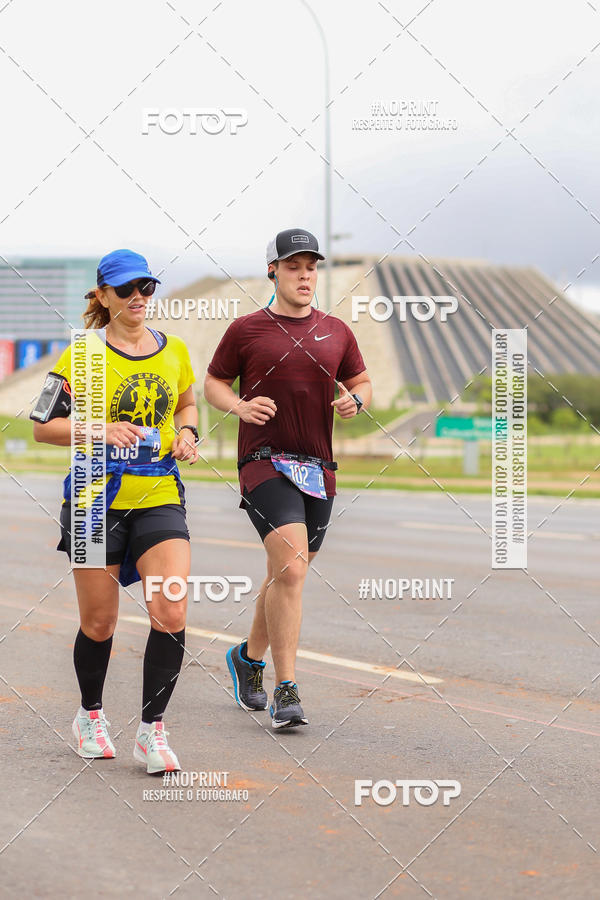 Compre as suas fotos do eventoASICS Golden Run - Bras�lia no Fotop