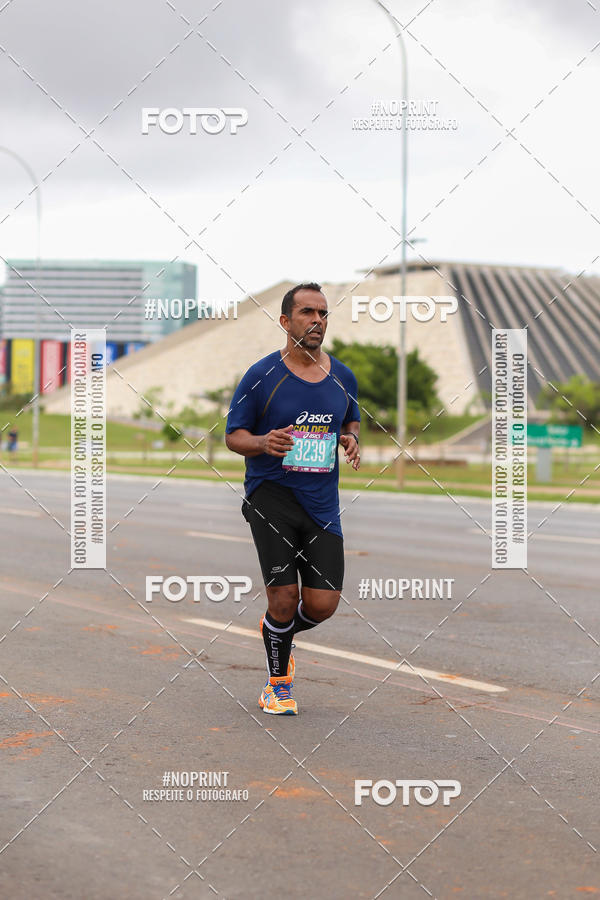 Buy your photos of the eventASICS Golden Run - Bras�lia on Fotop
