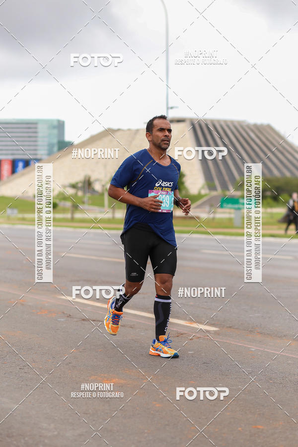 Buy your photos of the eventASICS Golden Run - Bras�lia on Fotop