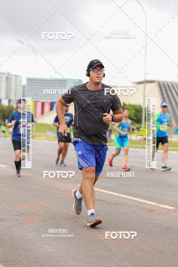 Buy your photos of the eventASICS Golden Run - Bras�lia on Fotop