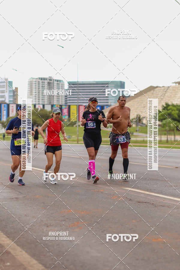 Compre as suas fotos do eventoASICS Golden Run - Bras�lia no Fotop