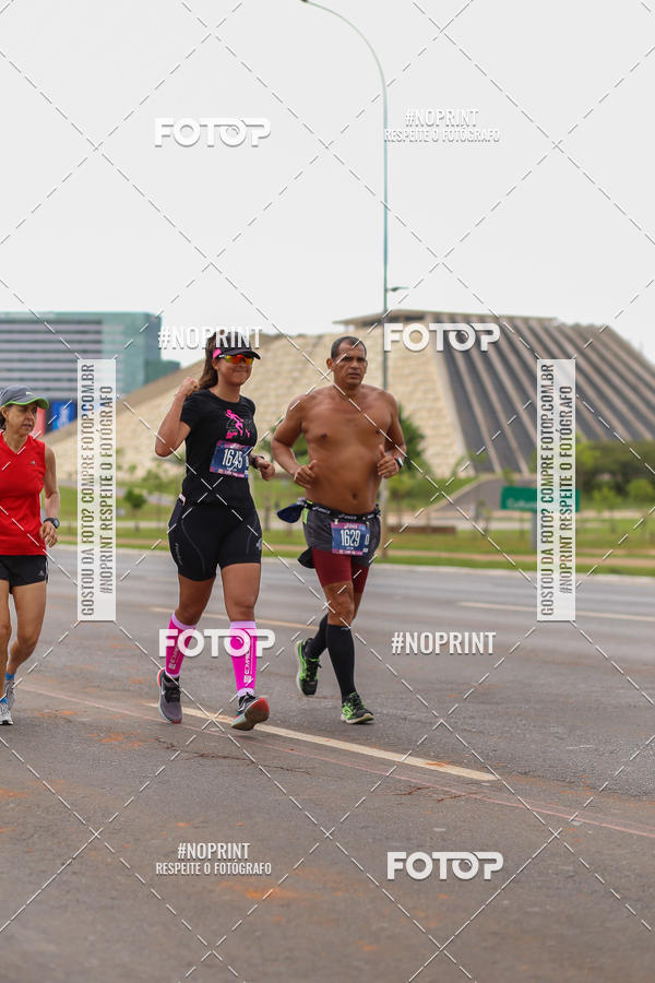 Compre as suas fotos do eventoASICS Golden Run - Bras�lia no Fotop