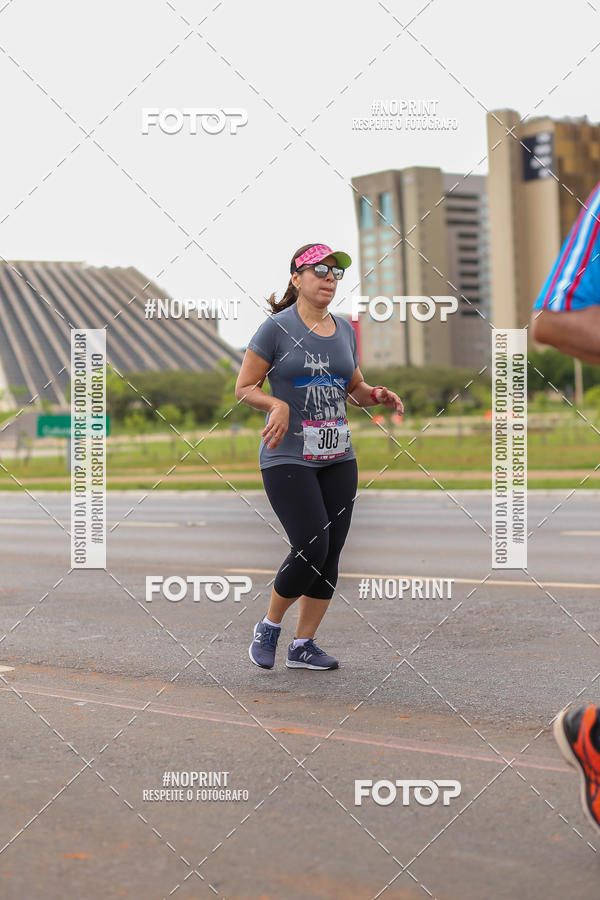 Compre as suas fotos do eventoASICS Golden Run - Bras�lia no Fotop