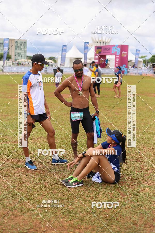 Compre as suas fotos do eventoASICS Golden Run - Bras�lia no Fotop