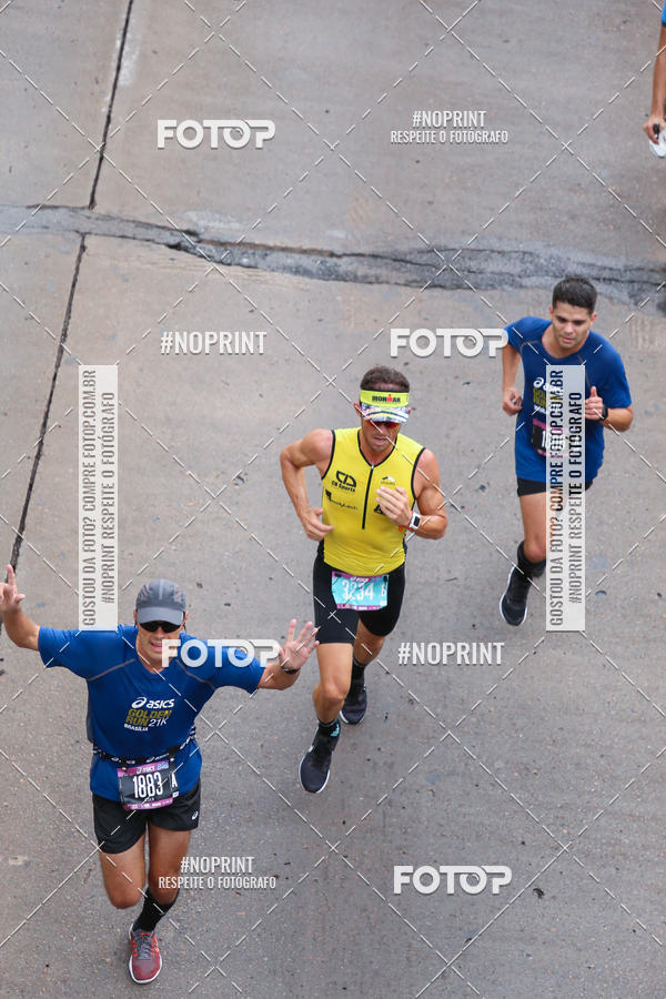 Compre as suas fotos do eventoASICS Golden Run - Bras�lia no Fotop