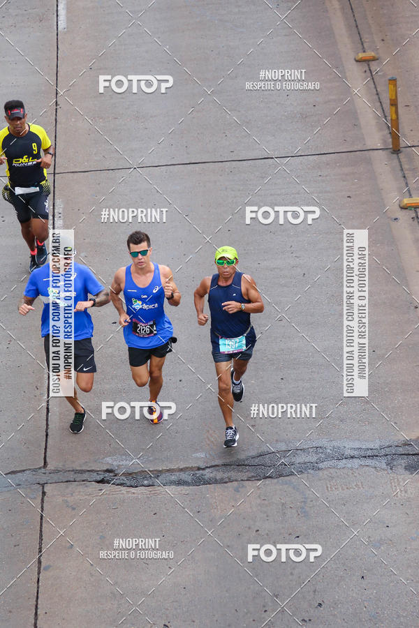 Buy your photos of the eventASICS Golden Run - Bras�lia on Fotop