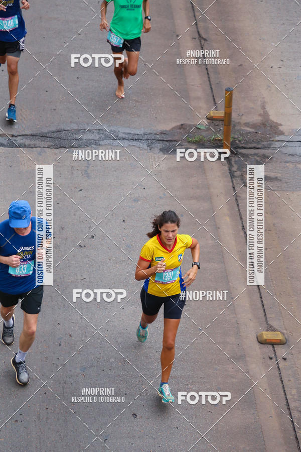 Buy your photos of the eventASICS Golden Run - Bras�lia on Fotop
