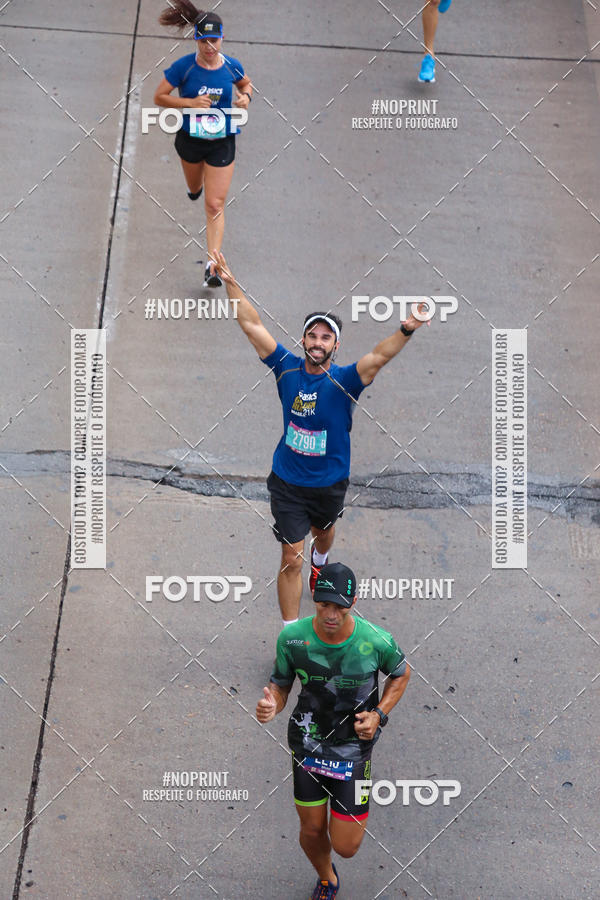 Buy your photos of the eventASICS Golden Run - Bras�lia on Fotop
