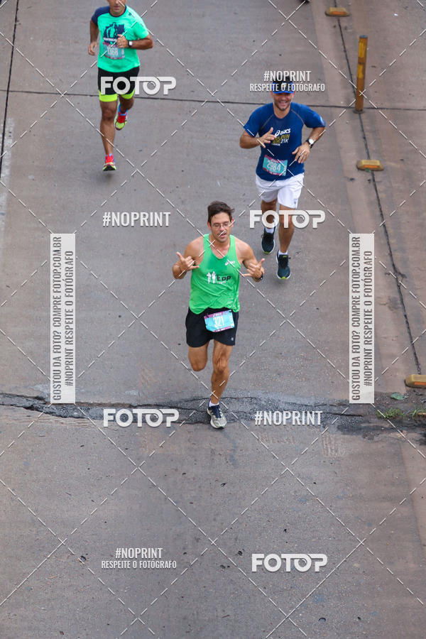 Buy your photos of the eventASICS Golden Run - Bras�lia on Fotop