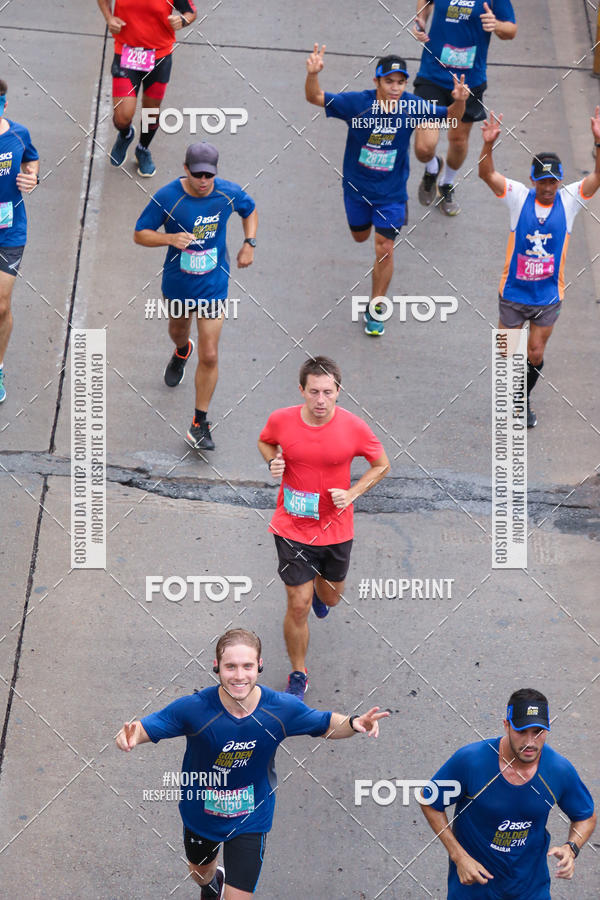 Buy your photos of the eventASICS Golden Run - Bras�lia on Fotop