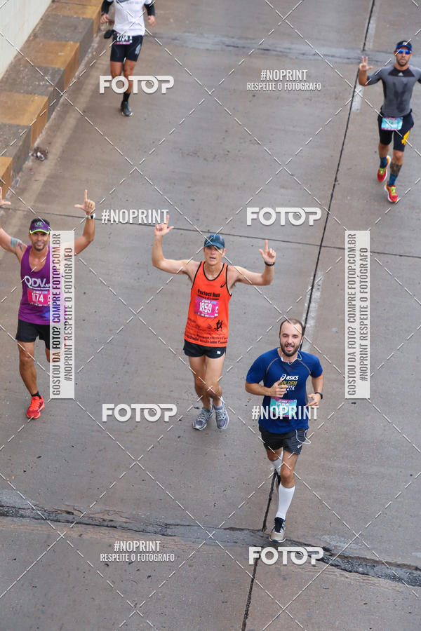 Buy your photos of the eventASICS Golden Run - Bras�lia on Fotop
