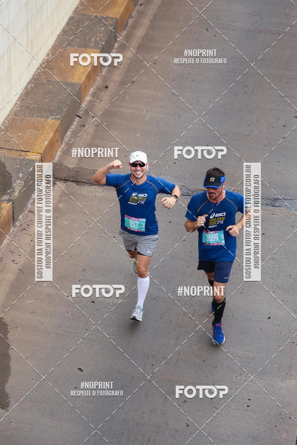 Buy your photos of the eventASICS Golden Run - Bras�lia on Fotop