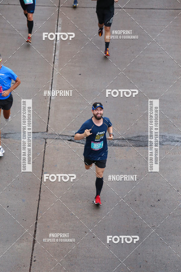 Buy your photos of the eventASICS Golden Run - Bras�lia on Fotop