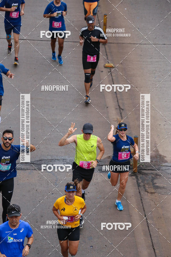 Buy your photos of the eventASICS Golden Run - Bras�lia on Fotop